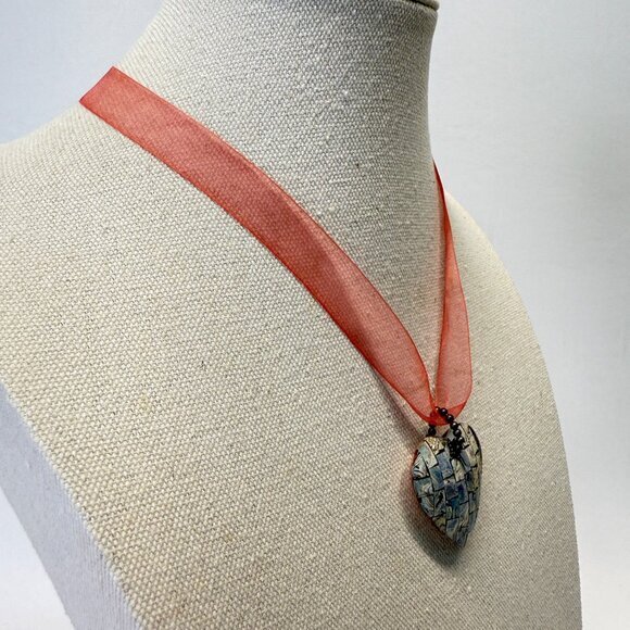 Abalone Mosaic Heart Pendant Necklace Pastel Beachy Coastal Feminine Reversible - Picture 8 of 9